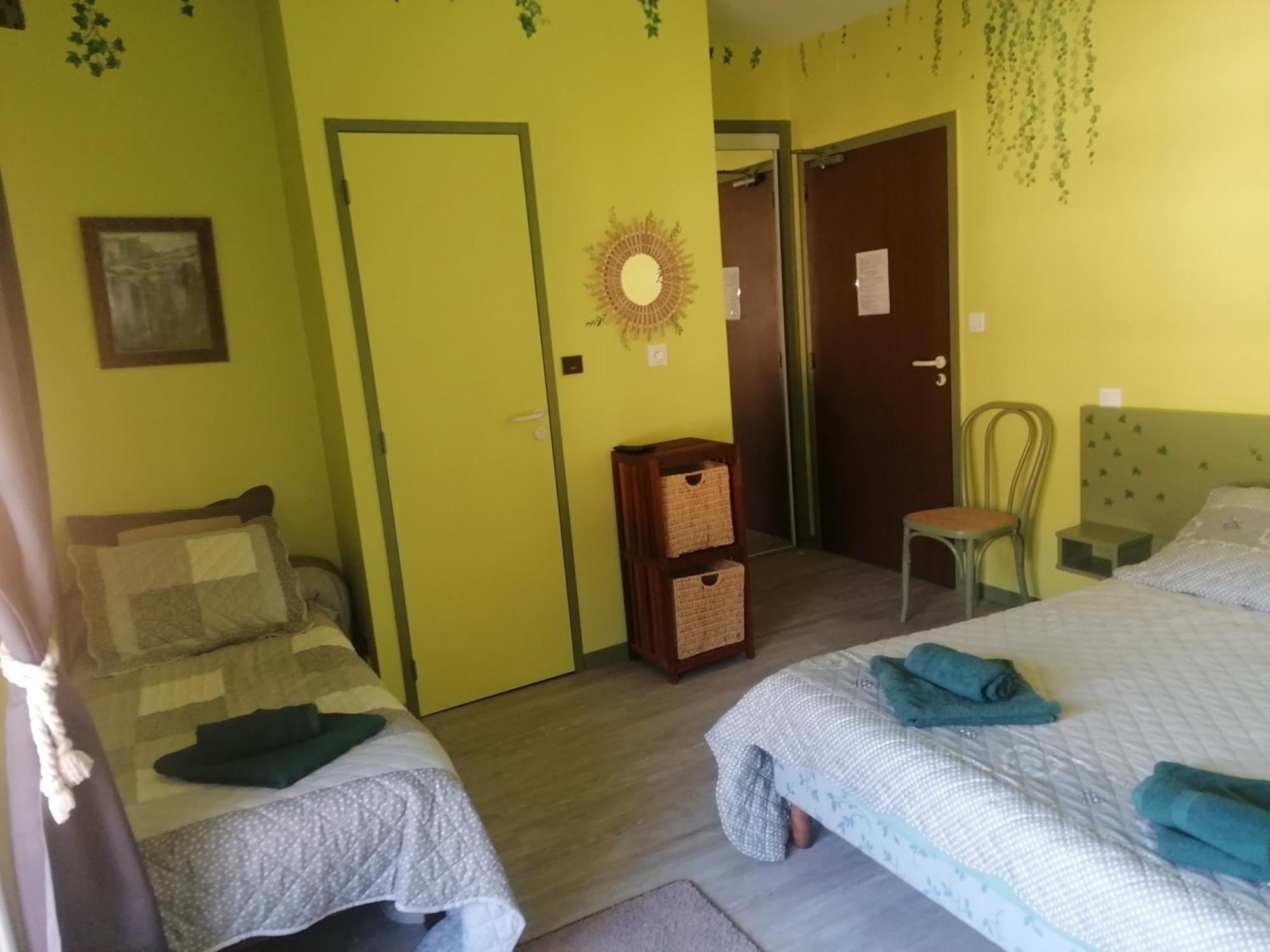 Chambres D'Hotes L'Astazou カヴァルニ エクステリア 写真