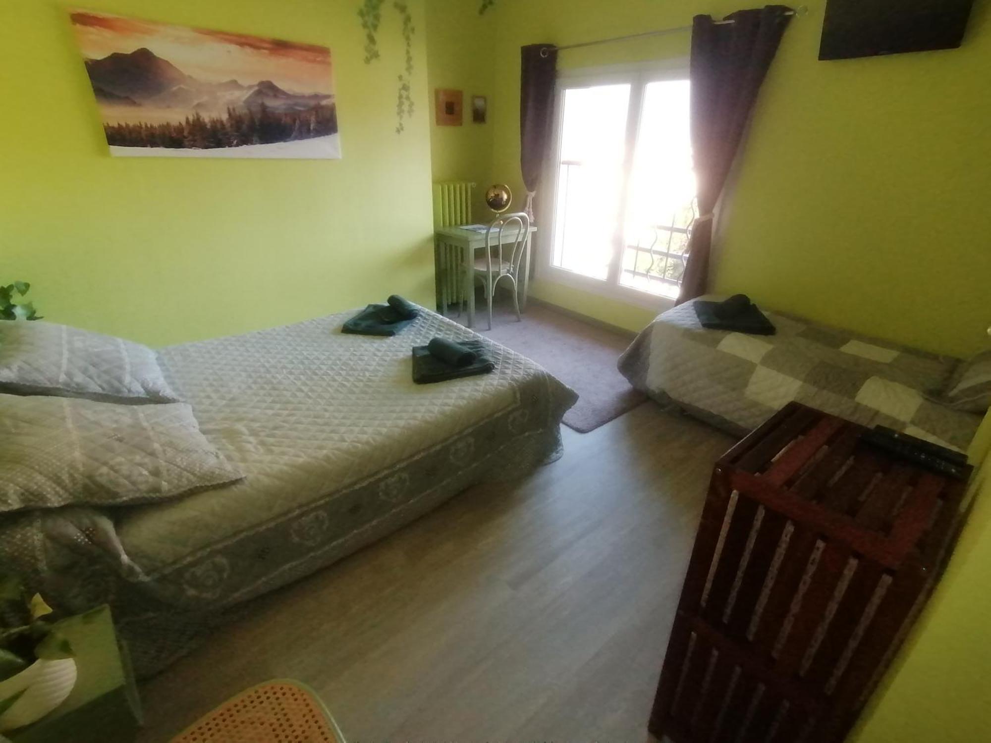 Chambres D'Hotes L'Astazou カヴァルニ エクステリア 写真