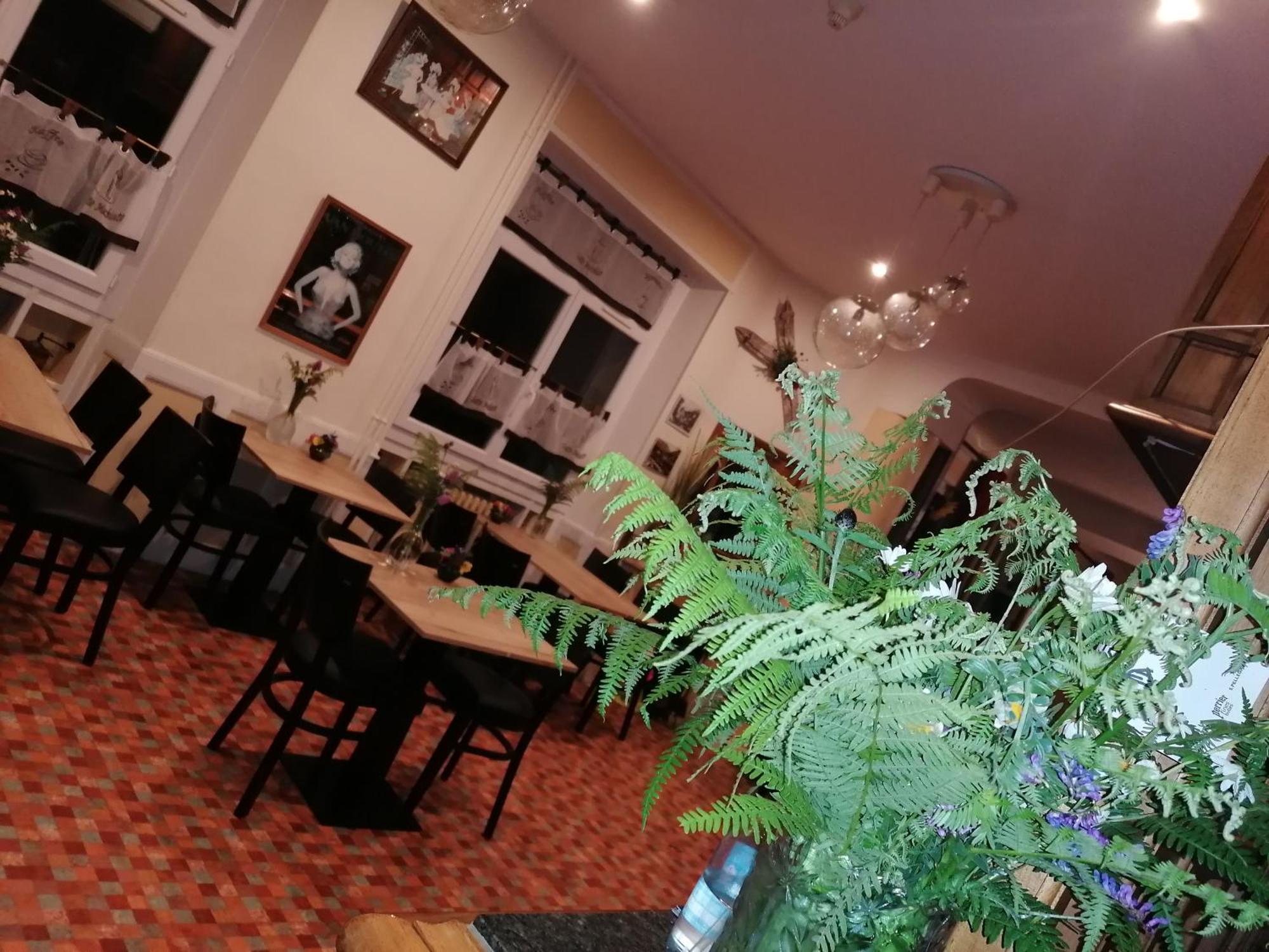 Chambres D'Hotes L'Astazou カヴァルニ エクステリア 写真